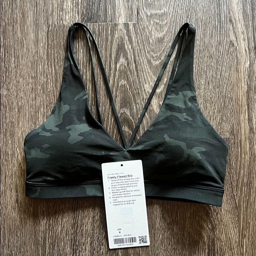Lululemon freely flexed bra size 4